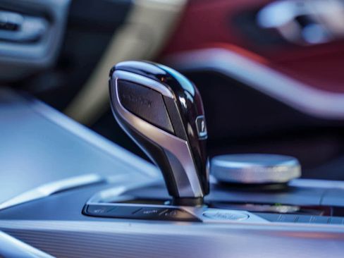 Used 2022 BMW 330i Sedan w/ Convenience Package image 21