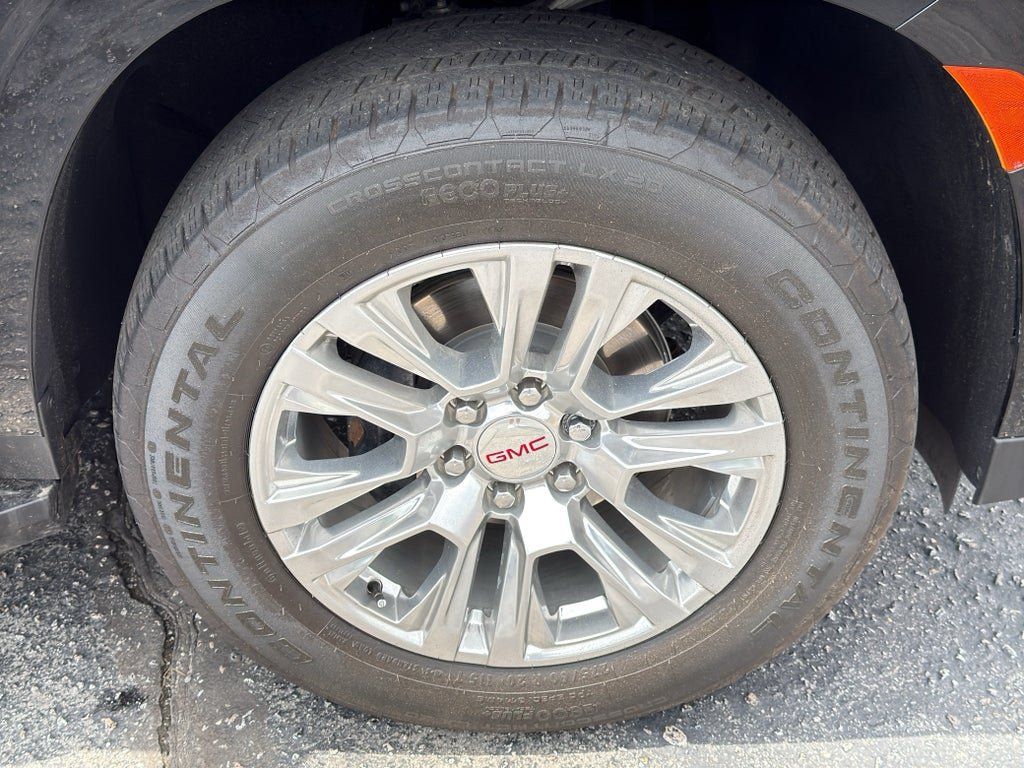 Used 2024 GMC Yukon Denali AWD/4WD image 35