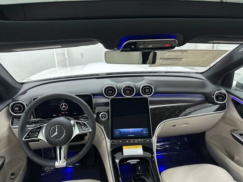 Used 2026 Mercedes-Benz GLC 300 4MATIC image 20