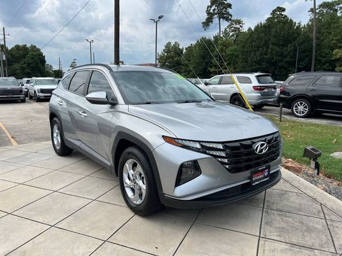 Used 2022 Hyundai Tucson SEL w/ Cargo Package FWD image 3
