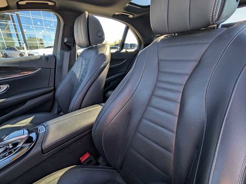 Certified 2019 Mercedes-Benz E 300 4MATIC image 20