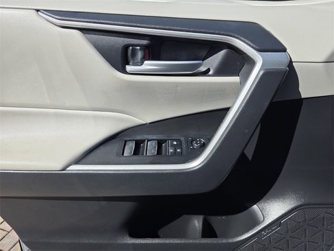 Certified 2024 Toyota RAV4 XLE Premium image 27