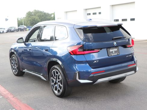 Certified 2025 BMW X1 xDrive28i w/ Convenience Package image 13