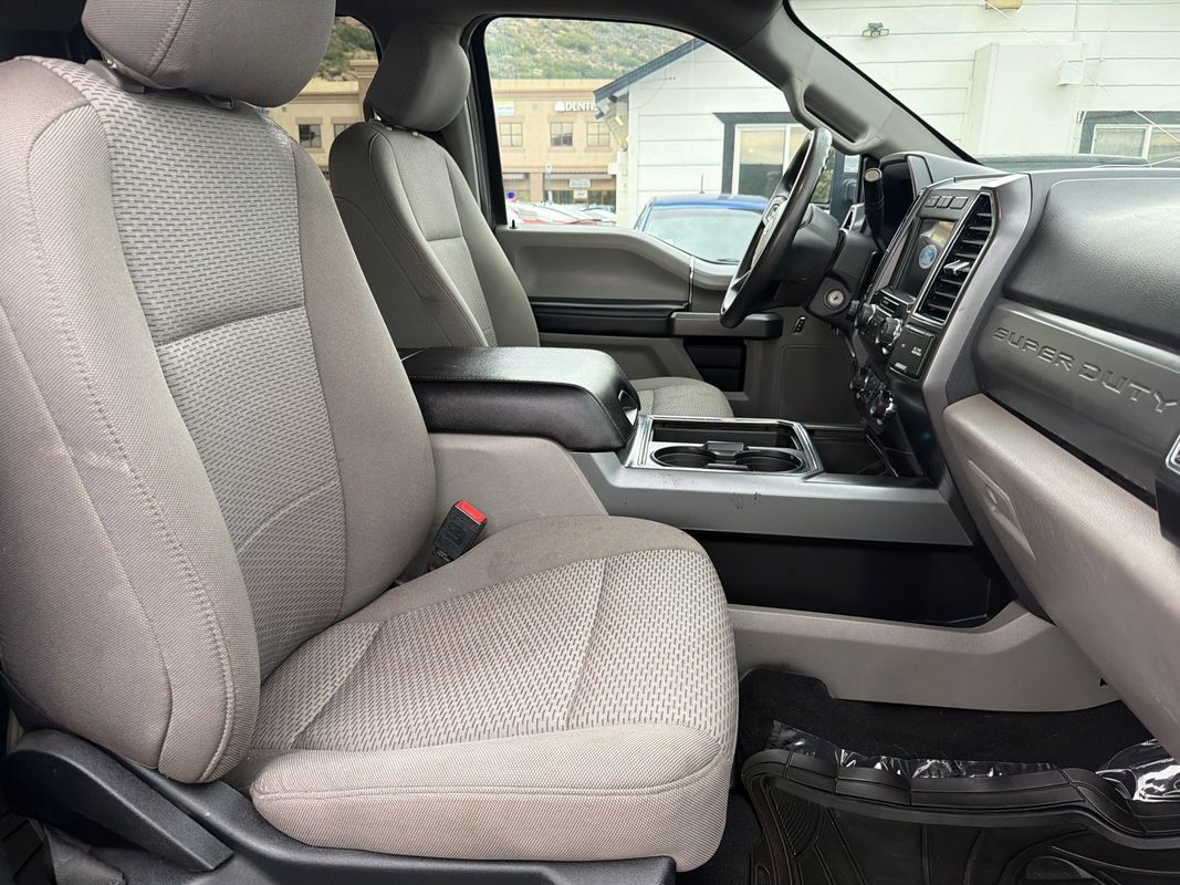 Used 2021 Ford F350 XLT w/ XLT Premium Package AWD/4WD image 17