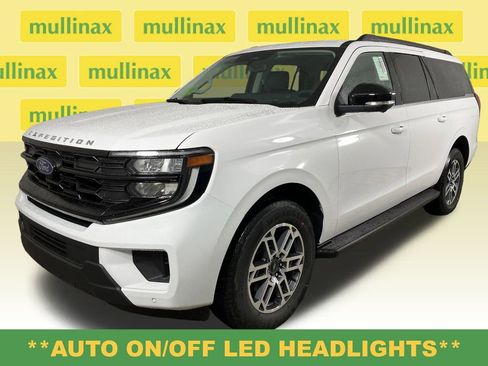 New 2026 Ford Expedition Max Active image 15