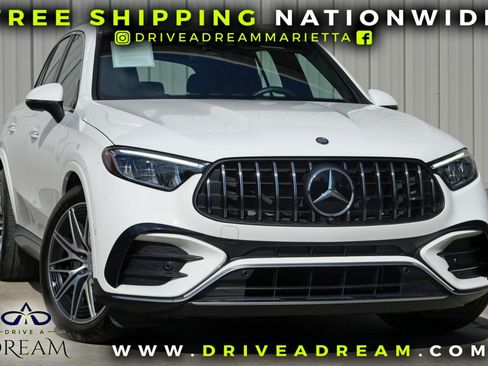 Used 2024 Mercedes-Benz GLC 43 AMG 4MATIC image 2