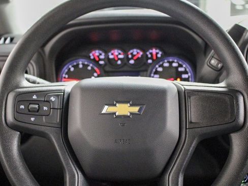 Used 2025 Chevrolet Silverado 2500 Custom w/ Custom Value Package image 14