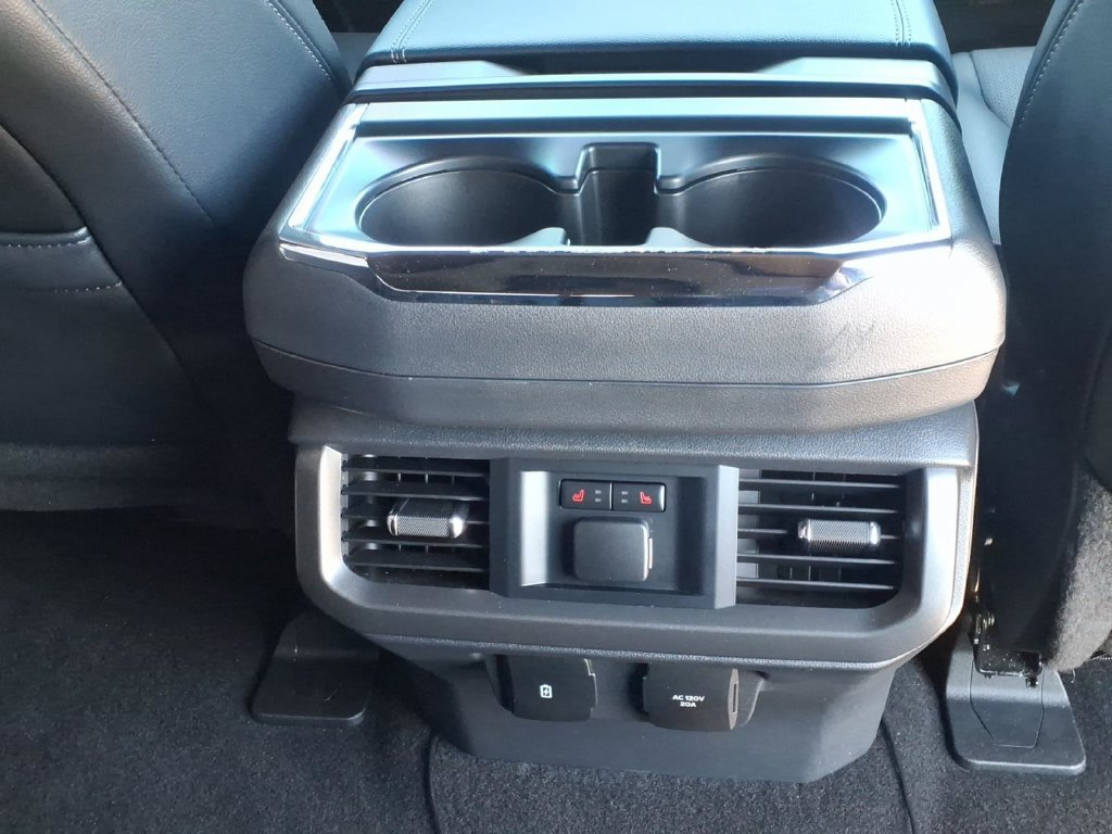 Used 2024 Ford F150 Lariat w/ Equipment Group 502A High AWD/4WD image 16