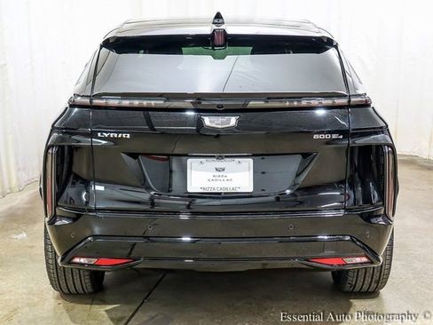 New 2025 Cadillac Lyriq Sport w/ LPO, Floor Liner Package image 5