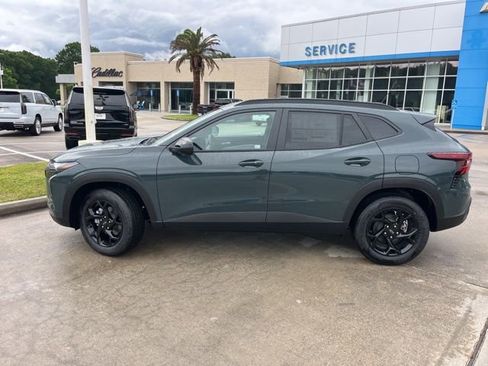 New 2026 Chevrolet Trax LT FWD image 3
