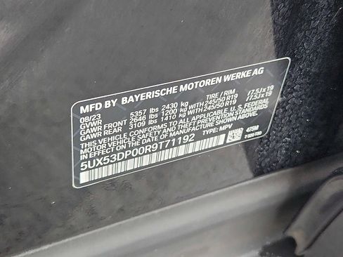 Certified 2024 BMW X3 xDrive30i w/ Convenience Package image 28