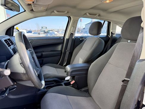 Used 2011 Dodge Caliber Mainstreet image 10