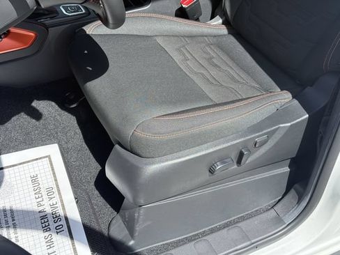 Used 2026 Nissan Frontier PRO-4X w/ Pro-4x Convenience Package AWD/4WD image 15