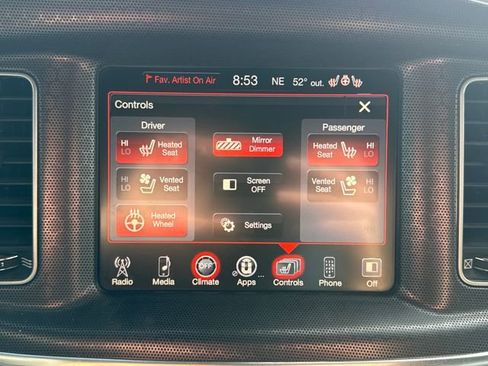 Used 2015 Dodge Charger SXT w/ AWD Plus Group image 33