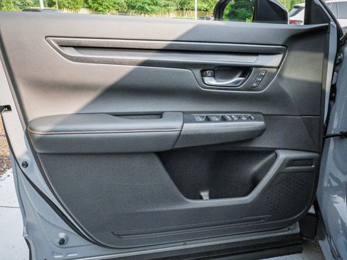 Used 2026 Honda CR-V Sport-L image 14