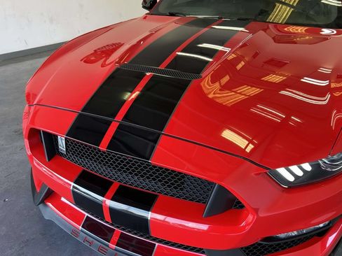 Used 2019 Ford Mustang Shelby GT350 w/ Technology Package RWD image 8