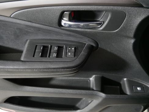 Used 2018 Honda Ridgeline Sport image 19