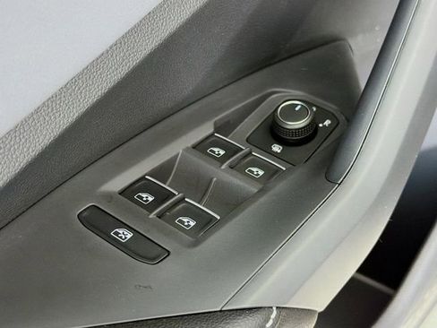 New 2026 Volkswagen Jetta SE image 19