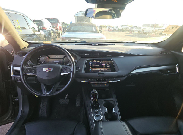 Used 2023 Cadillac XT4 Premium Luxury FWD image 12