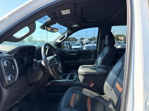 Used 2021 GMC Sierra 1500 AT4 w/ AT4 Value Package AWD/4WD image 17
