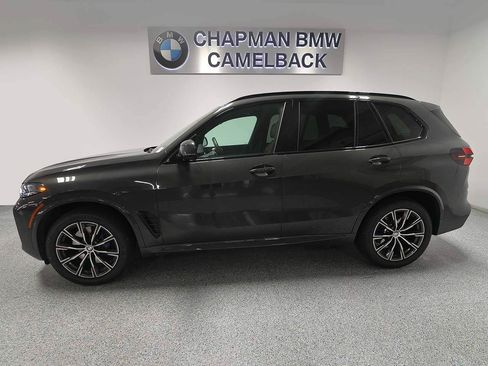 Used 2025 BMW X5 xDrive40i w/ Executive Package AWD/4WD image 3