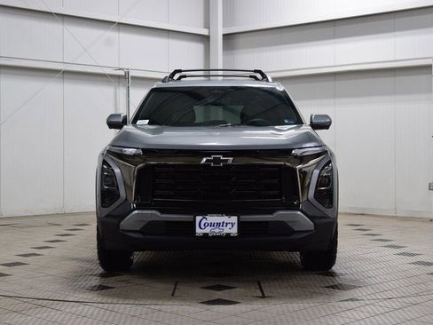 New 2026 Chevrolet Equinox ACTIV w/ Convenience Package III AWD/4WD image 2