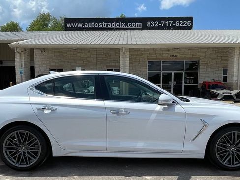 Used 2019 Genesis G70 2.0T Advanced w/ Elite Package RWD image 5