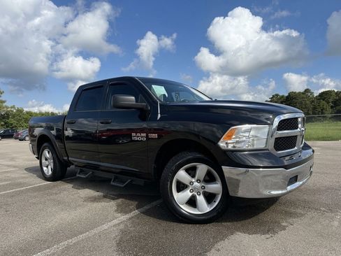 Used 2013 RAM 1500 Classic SLT AWD/4WD image 1