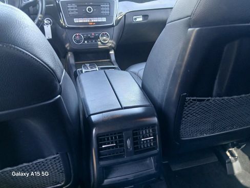 Used 2018 Mercedes-Benz GLE 350 w/ Premium 1 Package image 28