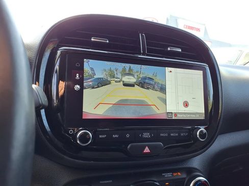 Certified 2024 Kia Soul EX FWD image 18