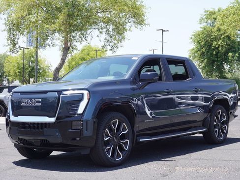 New 2025 GMC Sierra EV Denali image 4