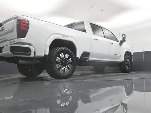 Used 2024 GMC Sierra 2500 Denali w/ Denali Reserve Package AWD/4WD image 47