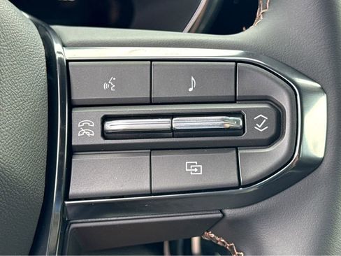 New 2026 GMC Canyon AT4 image 17