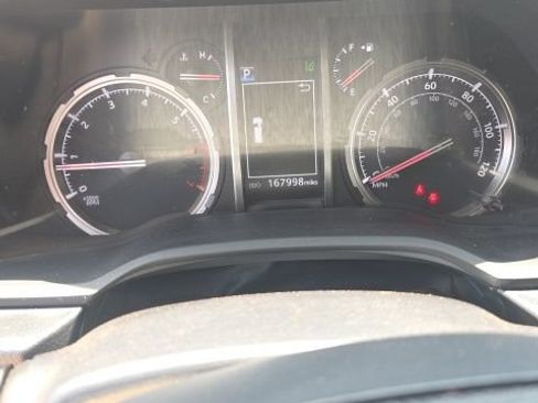 Used 2022 Toyota 4Runner TRD Off-Road AWD/4WD image 16