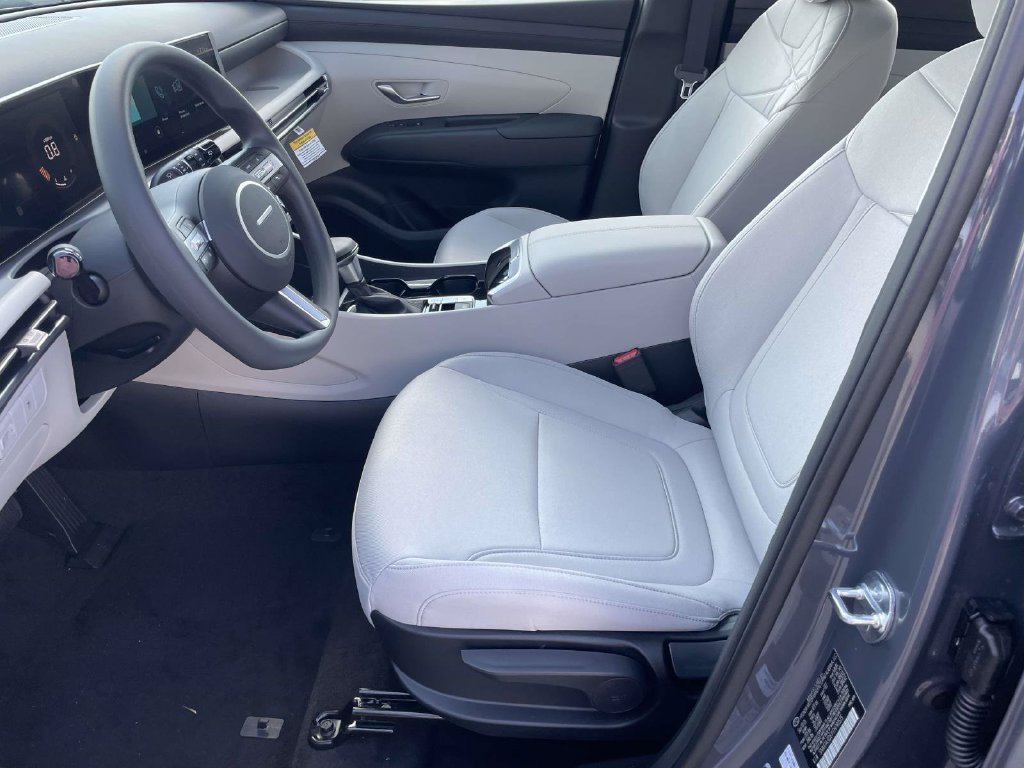New 2026 Hyundai Tucson SE FWD image 11