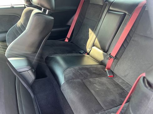 Used 2023 Dodge Challenger SRT Hellcat w/ Driver Convenience Group image 39