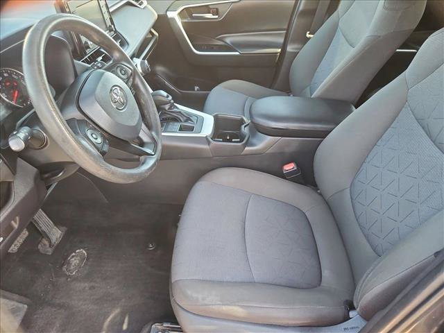 Used 2022 Toyota RAV4 XLE AWD/4WD image 21