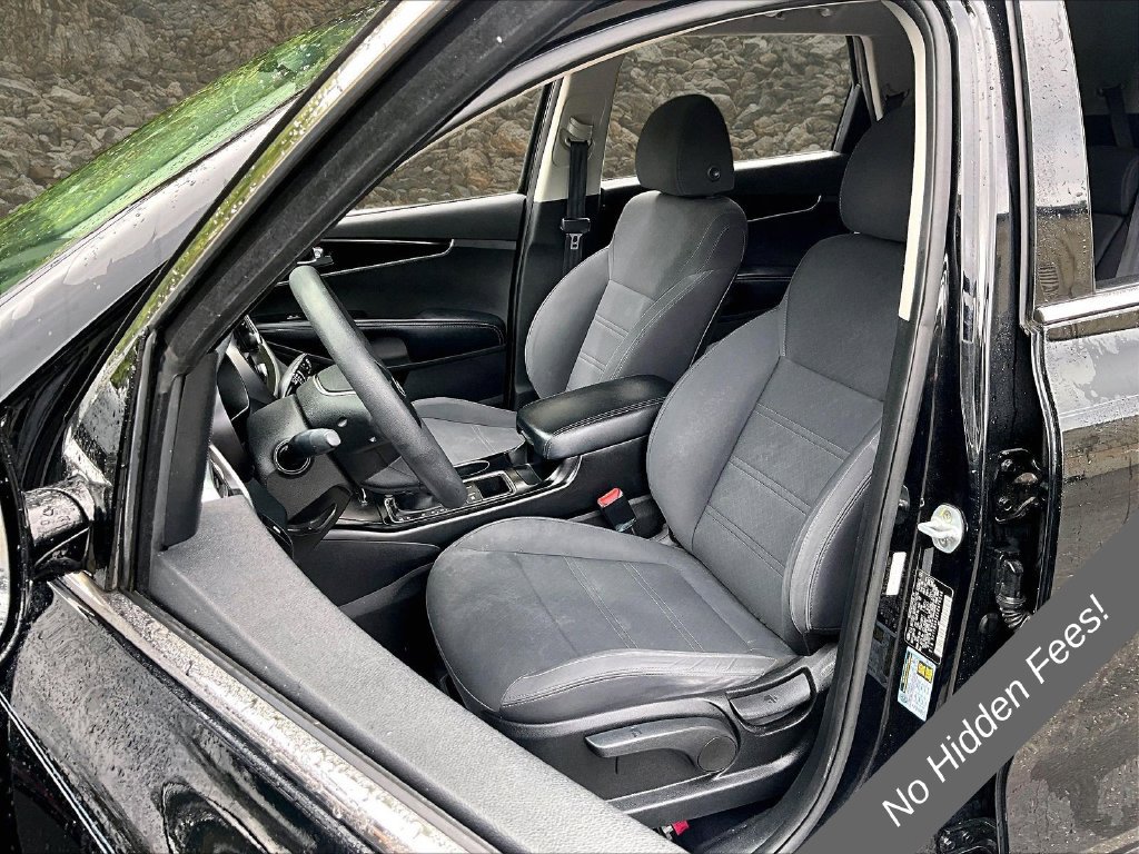 Used 2019 Kia Sorento L FWD image 19
