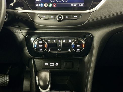 Used 2020 Buick Encore GX Select image 27