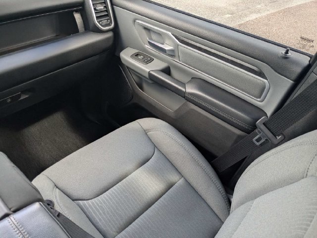 Used 2022 RAM 1500 Big Horn AWD/4WD image 16