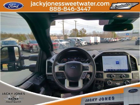 Certified 2022 Ford F350 Lariat w/ Chrome Package image 14
