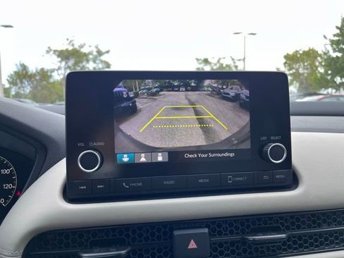 Used 2024 Honda HR-V LX image 7