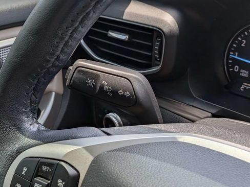 Used 2022 Ford Explorer Limited w/ Equipment Group 301A RWD image 25
