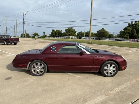 Used 2004 Ford Thunderbird RWD image 6
