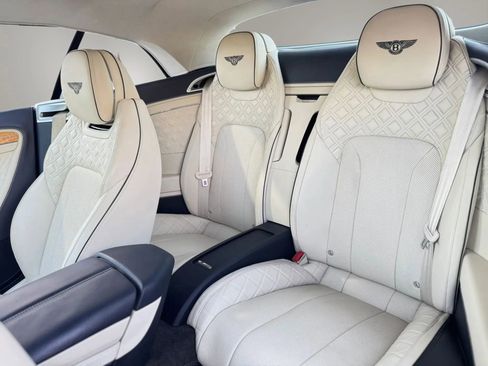 Used 2020 Bentley Continental GT AWD/4WD image 26