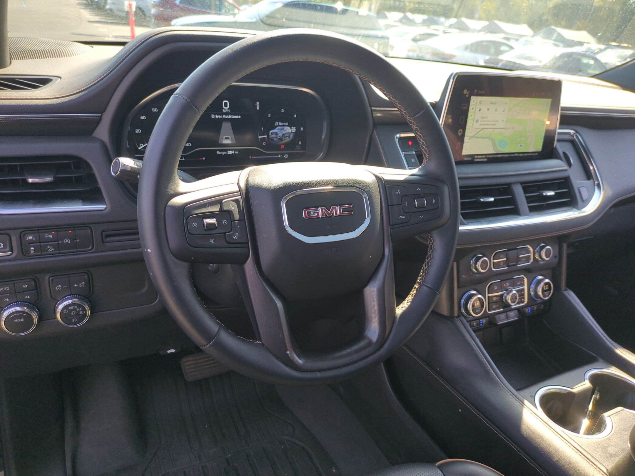 Used 2024 GMC Yukon AT4 AWD/4WD image 17