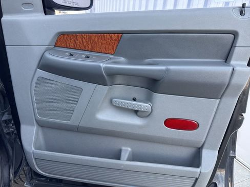 Used 2006 Dodge Ram 1500 Truck SLT image 32
