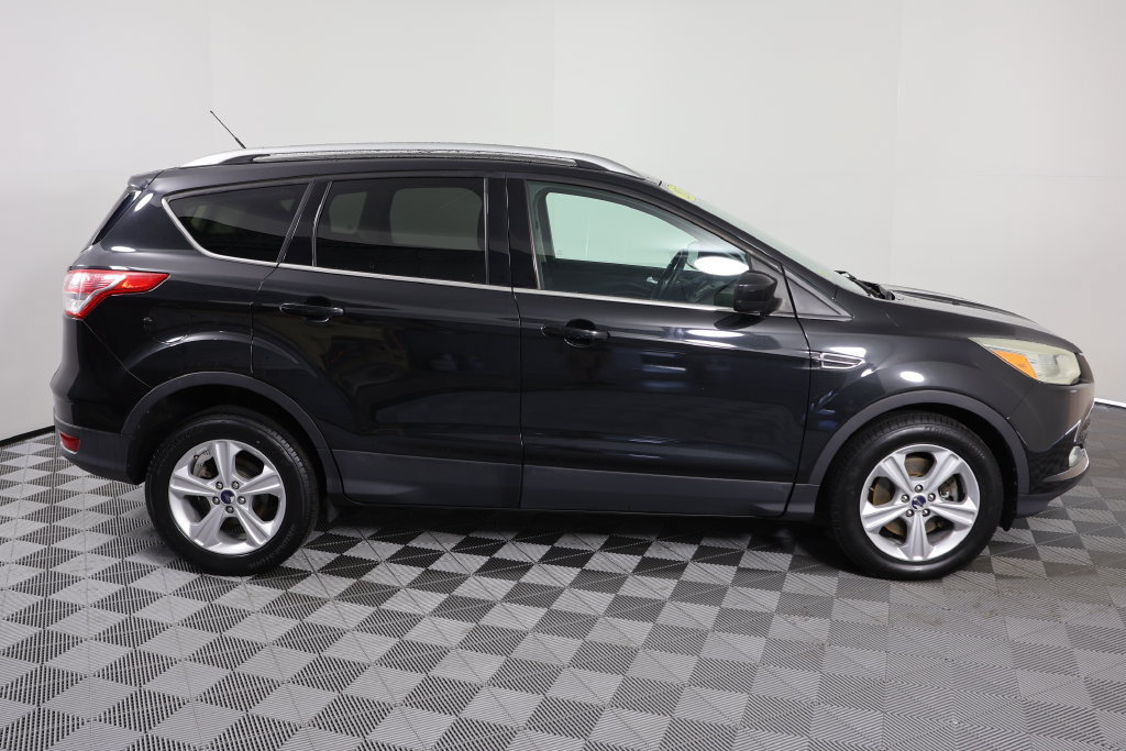 Used 2015 Ford Escape SE AWD/4WD image 9