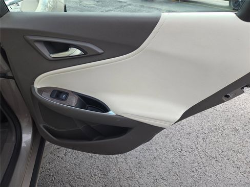 Used 2024 Chevrolet Malibu LT image 9