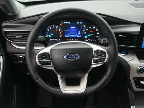 Certified 2024 Ford Explorer XLT w/ Equipment Group 202A AWD/4WD image 14